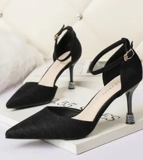 2022 Nuova vendita Stiletto Tacchi alti Donna Tacchi alti Punta a punta Scarpe basse Scarpe da donna beige Scarpe estive Tacco a